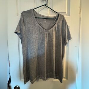 GAP t-shirt